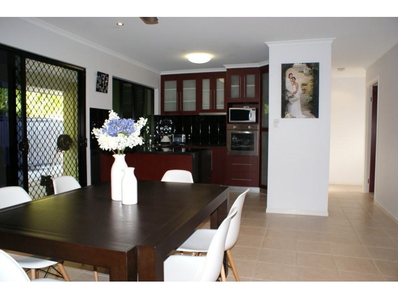 73 Busuttin Drive, Eimeo QLD 4740