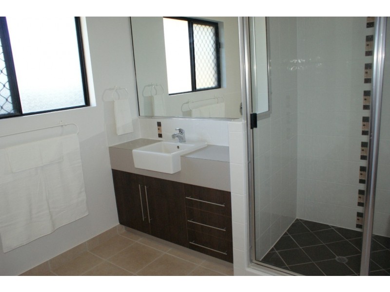 73 Busuttin Drive, Eimeo QLD 4740