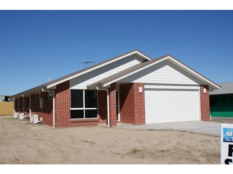 11 Kennedy Street, Walkerston QLD 4751