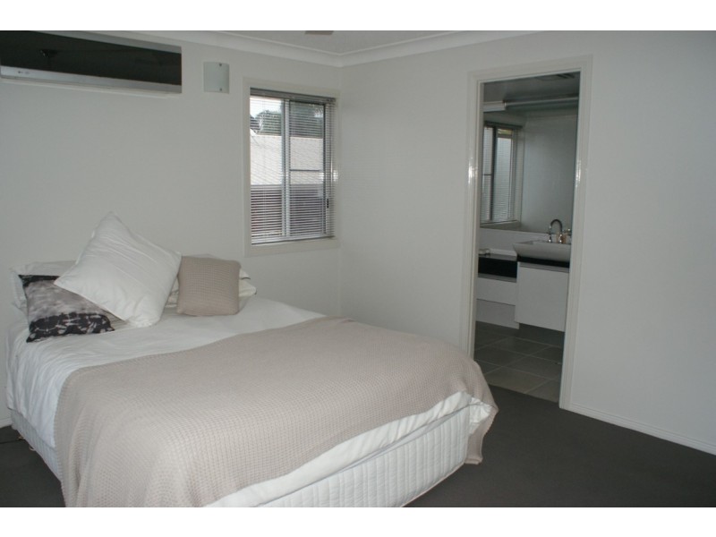 1/4 Prudhoe Street, East Mackay QLD 4740