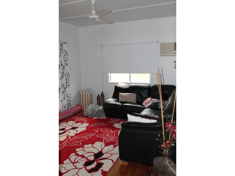 14 Suttor Street, Nebo QLD 4742