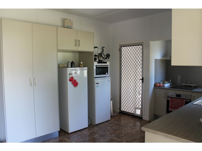 14 Suttor Street, Nebo QLD 4742