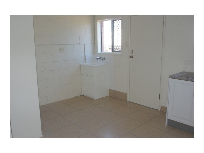 U4/18 Meadow Street, North Mackay QLD 4740