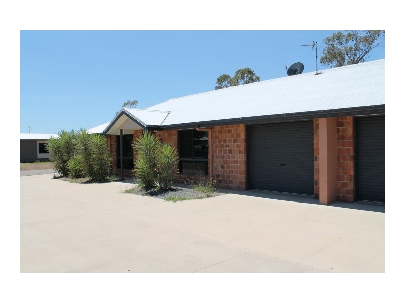 Unit 2/16 Cassia Court, Nebo QLD 4742