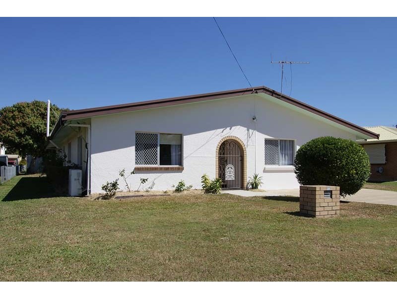 33 Minster Street, South Mackay QLD 4740