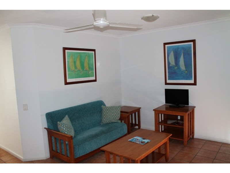 14 Scawfell Avenue, Slade Point QLD 4740