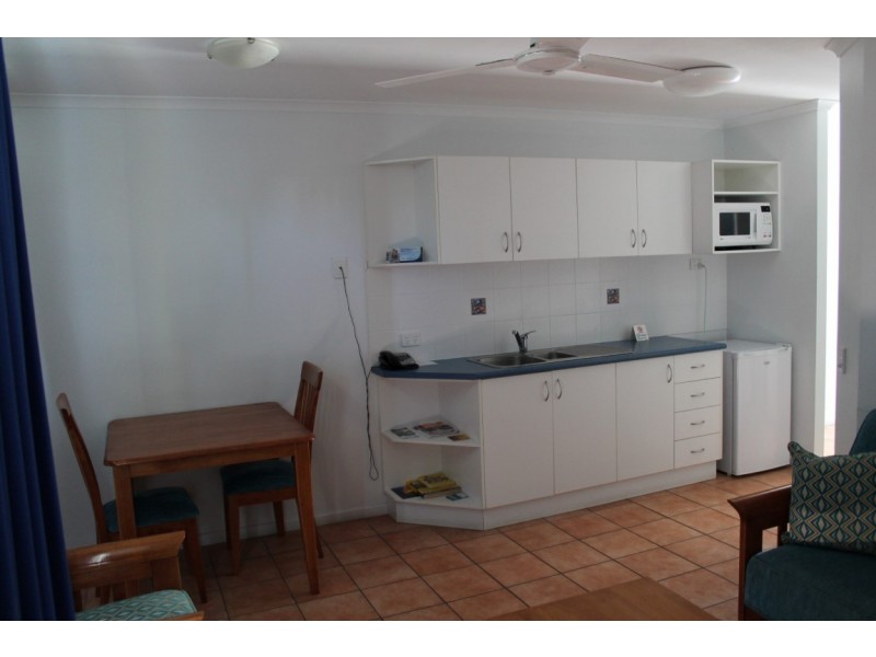 14 Scawfell Avenue, Slade Point QLD 4740