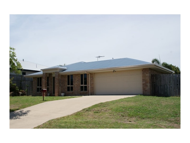 26 Hangan Street, Bucasia QLD 4750