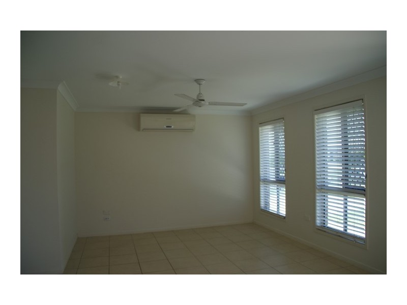 26 Hangan Street, Bucasia QLD 4750