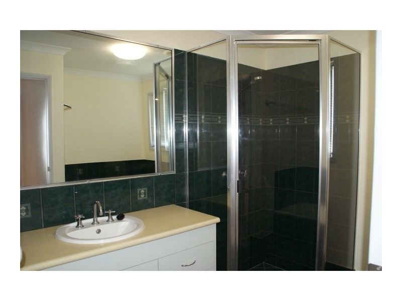 40 Fernleigh Ave, Andergrove QLD 4740