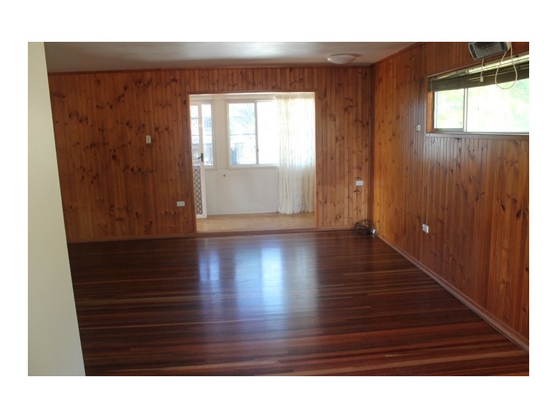 20 Cahill Crescent, Rural View QLD 4740
