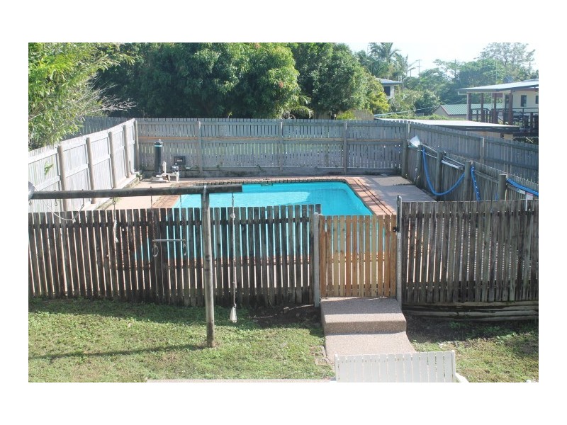 20 Cahill Crescent, Rural View QLD 4740