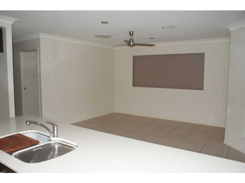 18 Vesta Lane, Ooralea QLD 4740