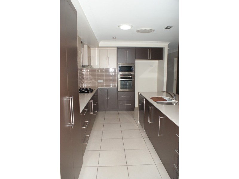 18 Vesta Lane, Ooralea QLD 4740