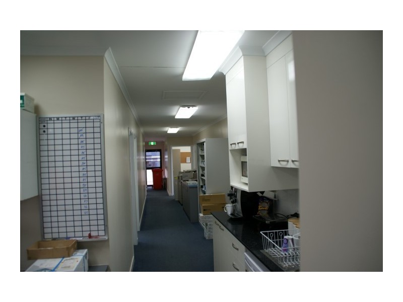 12 Heidi Street, Paget QLD 4740