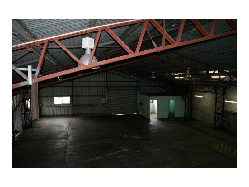 8-10 McCulloch Street, North Mackay QLD 4740