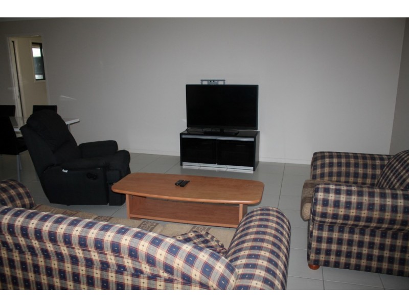 1/32 Cassia Court, Nebo QLD 4742