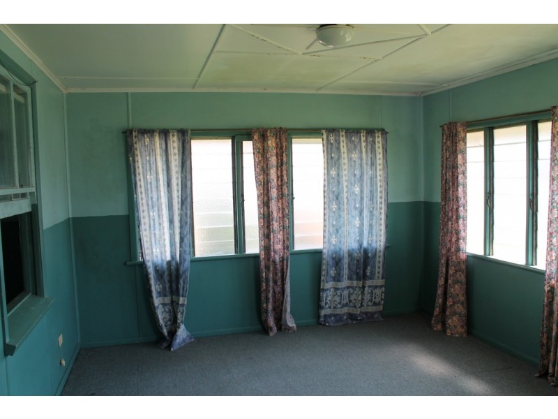 2 Juliet Street, Mackay QLD 4740