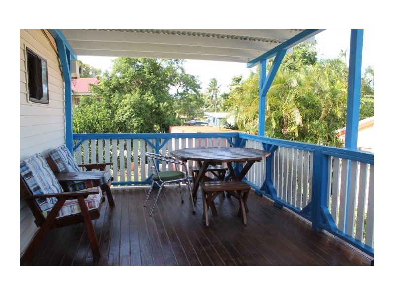 10 Edmonds Street, Bucasia QLD 4750