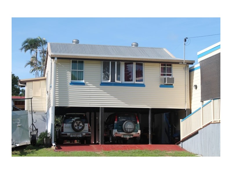 10 Edmonds Street, Bucasia QLD 4750
