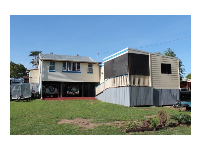 10 Edmonds Street, Bucasia QLD 4750