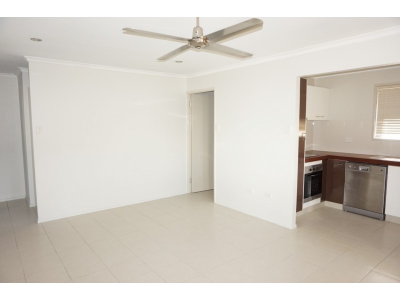 1/13 Hamlet St, Mackay QLD 4740