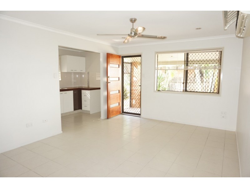 1/13 Hamlet St, Mackay QLD 4740