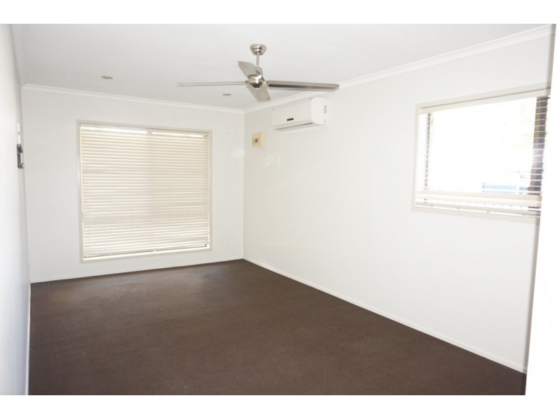 1/13 Hamlet St, Mackay QLD 4740
