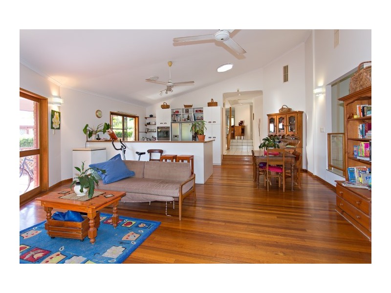 10 Northview Terrace, Mount Pleasant QLD 4740