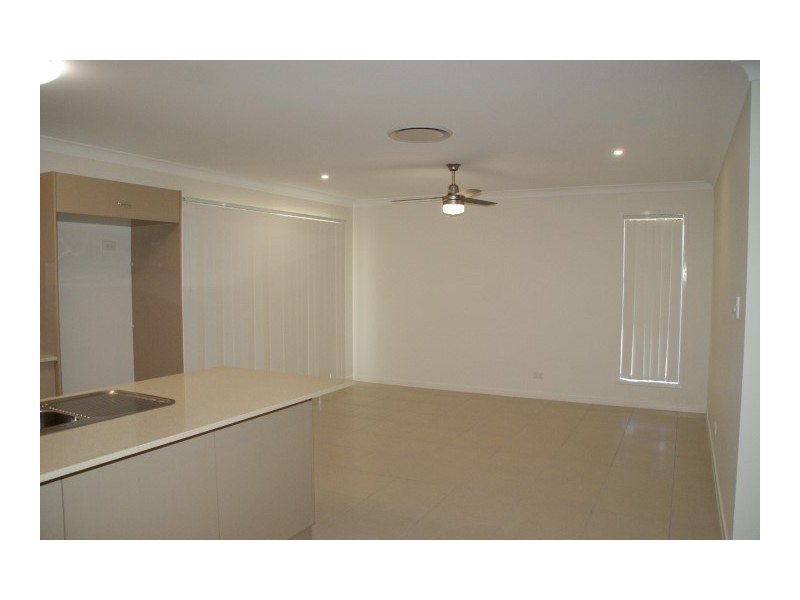 59 Suttor Street, Nebo QLD 4742
