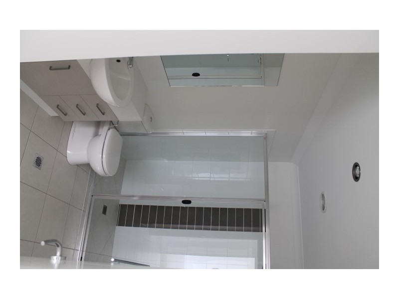 2/2 Burleigh Court, Blacks Beach QLD 4740