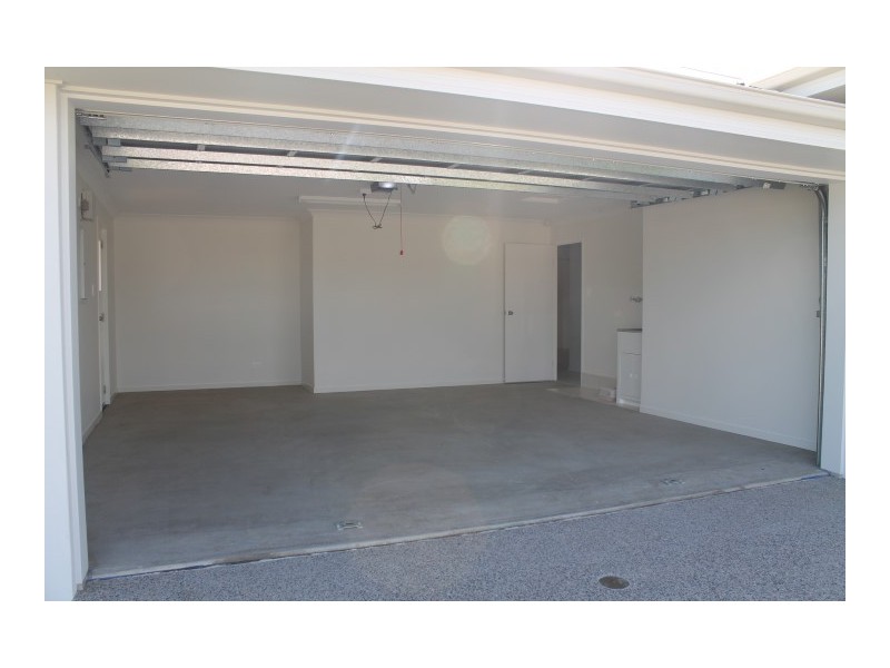 1/2 Burleigh Court, Blacks Beach QLD 4740