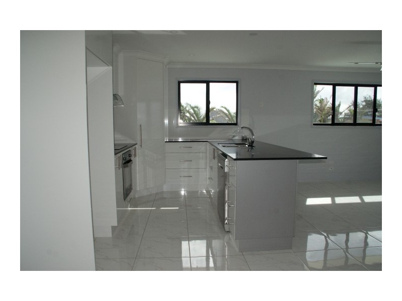 40B Pacific Esplanade, Slade Point QLD 4740