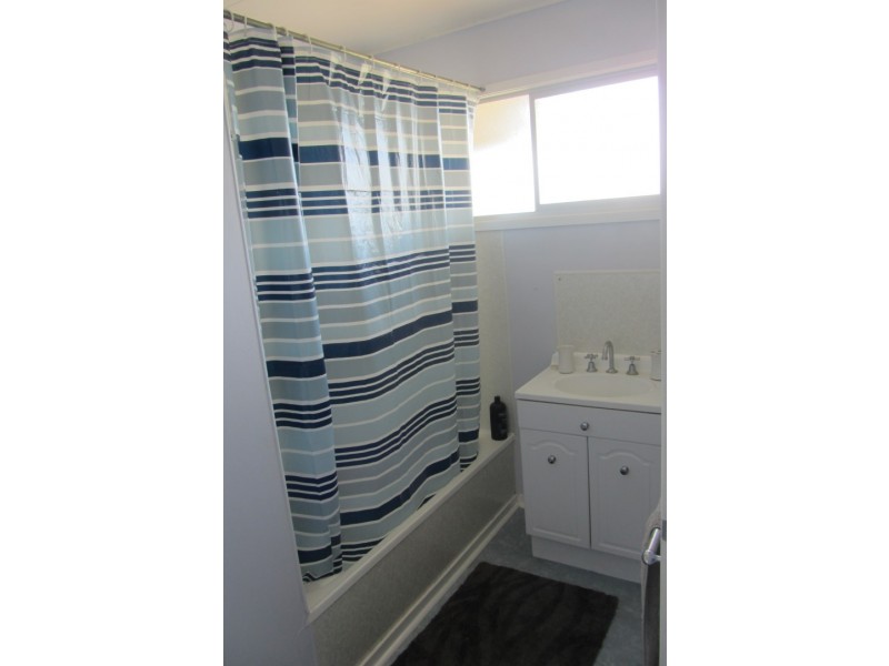 3/4 Suttor Street, Nebo QLD 4742