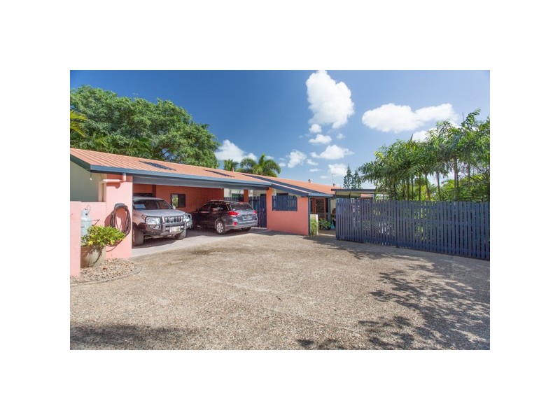 Dolphin Heads QLD 4740