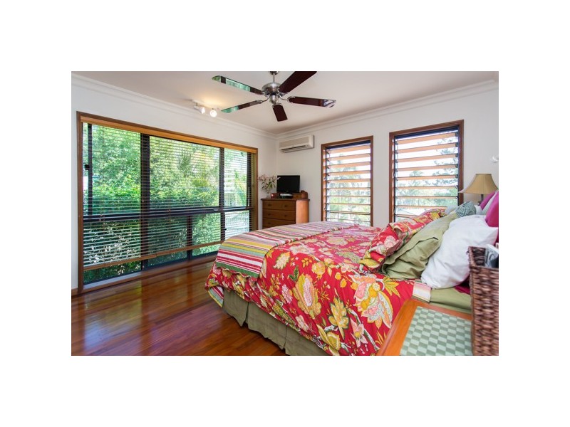 Dolphin Heads QLD 4740