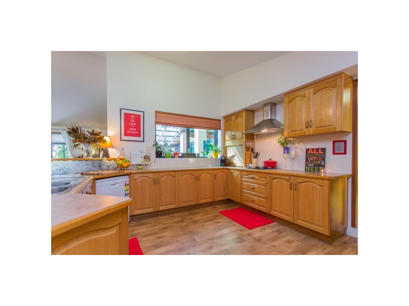 Dolphin Heads QLD 4740