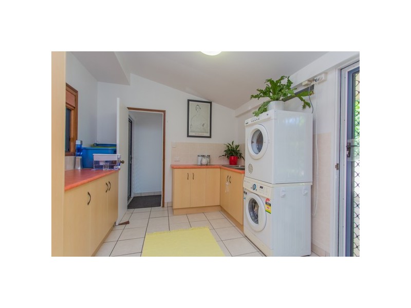 Dolphin Heads QLD 4740