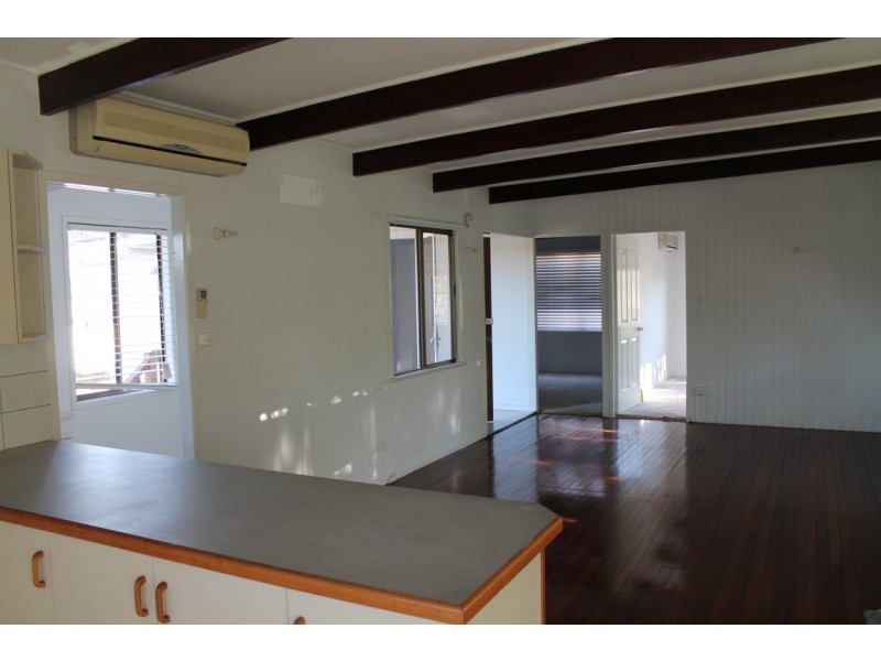 2 Suttor St, Nebo QLD 4742