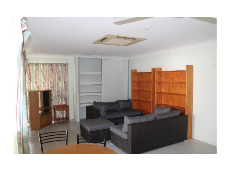 115 Donaldson Street, West Mackay QLD 4740