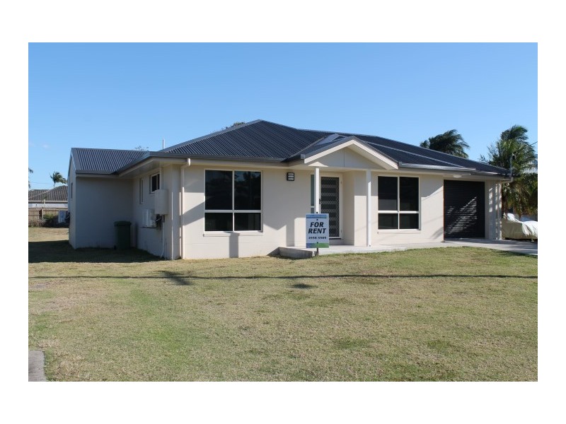 27 Pratt Street, South Mackay QLD 4740