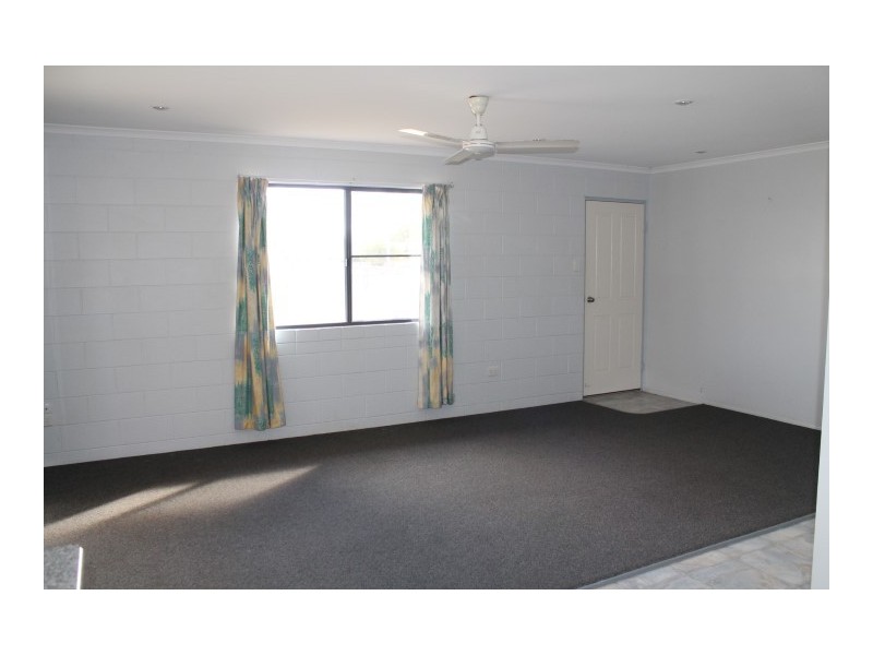 2/46 Kemmis Street, Nebo QLD 4742