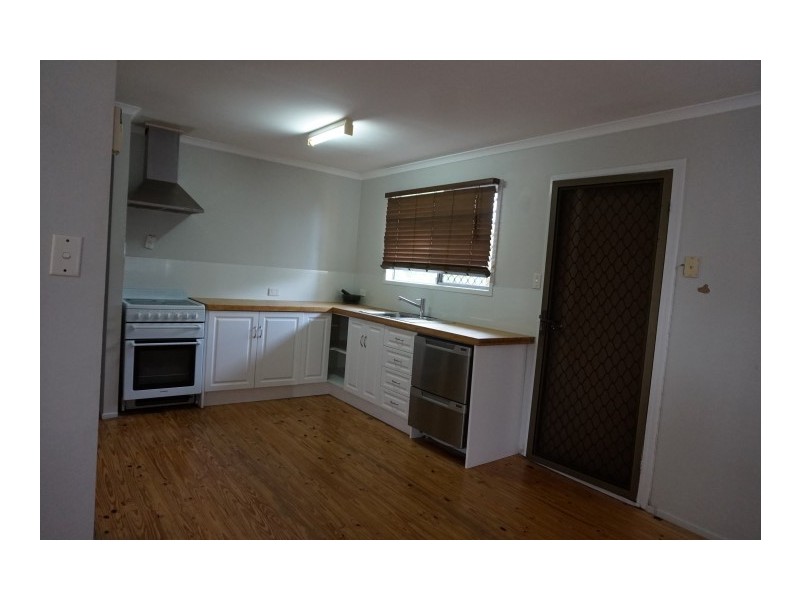 23 Cahill Crescent, Rural View QLD 4740