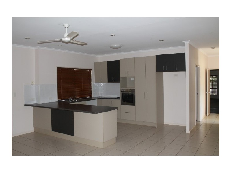 300 Bedford Road, Andergrove QLD 4740