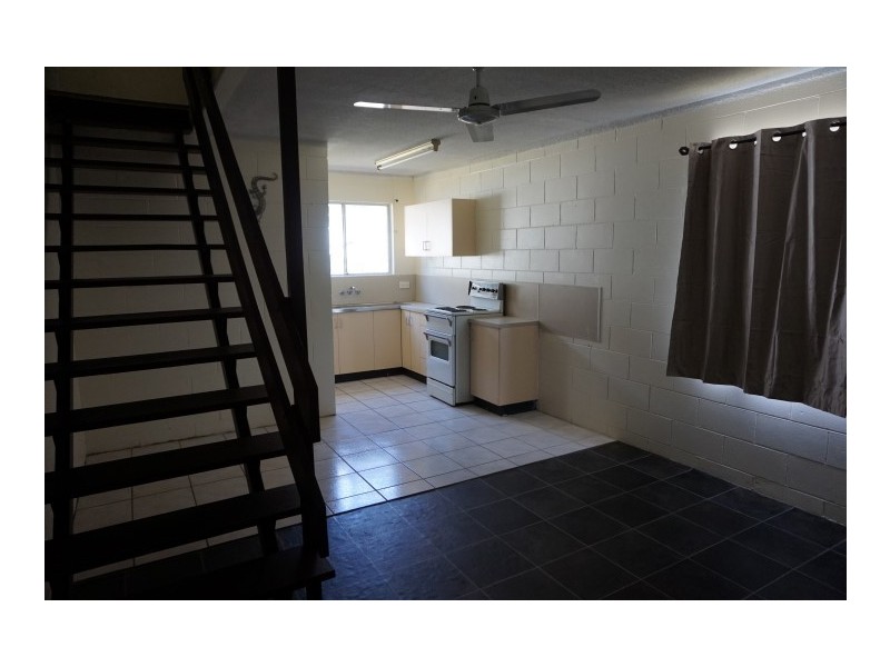 Unit 15/11 Porter Street, Mackay QLD 4740