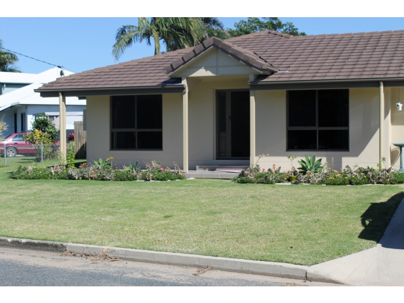 2A Ford Street, West Mackay QLD 4740