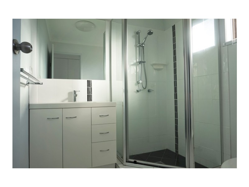 2/9 Stevenson Street, South Mackay QLD 4740