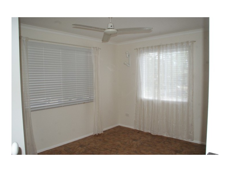 4 Alexander Street, Rural View QLD 4740