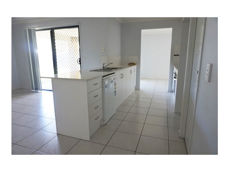 37 Jackson Street, Sarina QLD 4737