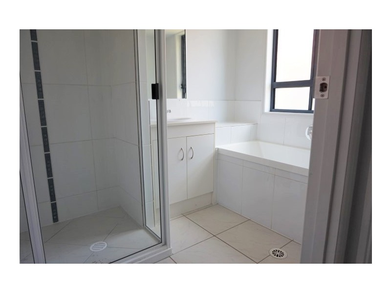 37 Jackson Street, Sarina QLD 4737